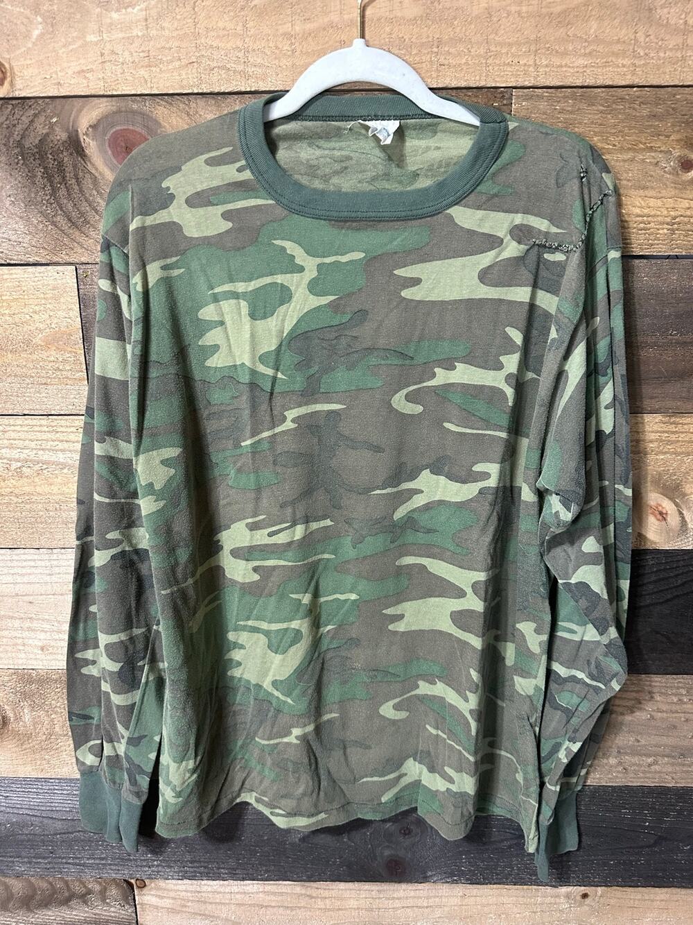 ROTHCO Men’s Vintage Camo T-Shirt Size 2X